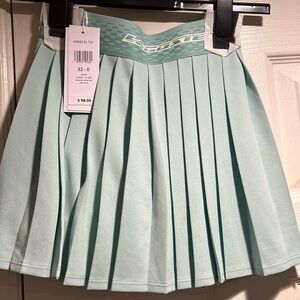 LACOSTE PASTILLE MINT MINI TENNIS SKIRT SIZE 32-0 - New